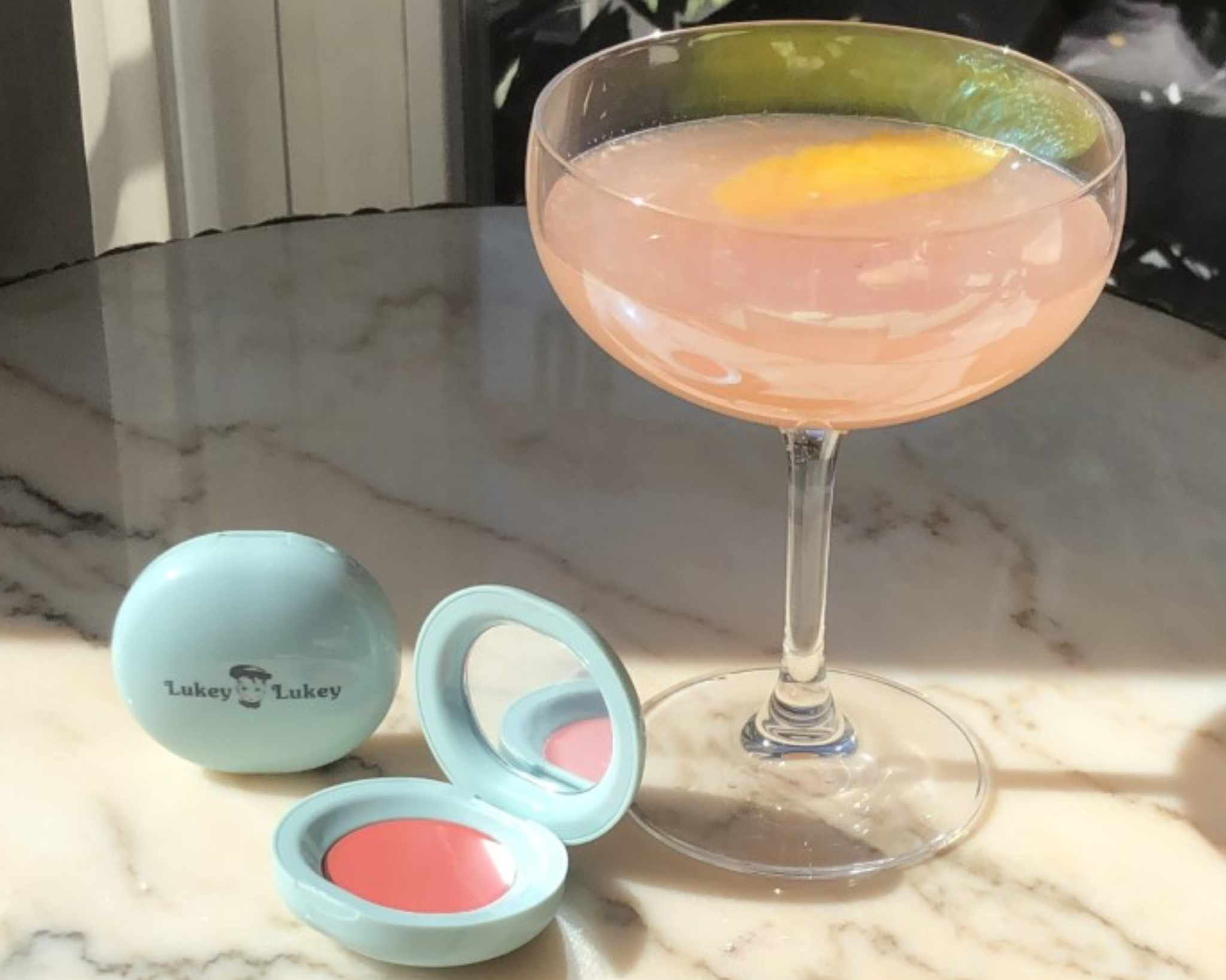 Blossom Bloom Cocktail: A  Grapefruit Sunset In A Glass You Need To Try This Summer!